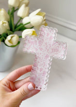 Load image into Gallery viewer, Scalloped Acrylic Cross Blocks