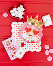 Load image into Gallery viewer, Queen of Hearts Dinner Napkin