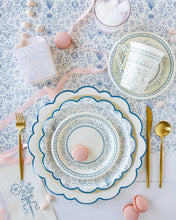 Load image into Gallery viewer, Pembroke Floral 10&quot; Paper Plates