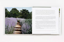 Load image into Gallery viewer, Bunny Williams: On Garden Style