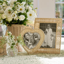 Load image into Gallery viewer, Raffia 5x7 Frame