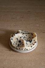 Load image into Gallery viewer, Erode Soap - White Grapefruit
