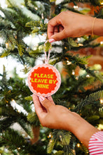 Load image into Gallery viewer, Needlepoint Ornament - Leave by Nine