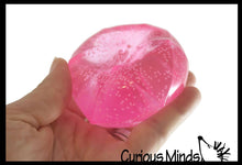 Load image into Gallery viewer, 1 Sugar Polyhedron Diamond Shaped Ball - Glow in the Dark Th