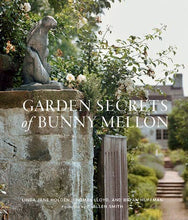 Load image into Gallery viewer, Garden Secrets of Bunny Mellon