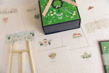 Load image into Gallery viewer, 2025 Classic Desk Calendar: Gold Easel