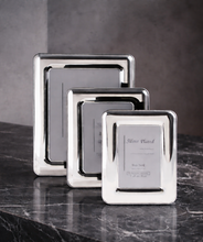 Load image into Gallery viewer, Deco Classic Picture Frame