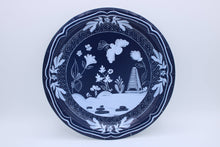 Load image into Gallery viewer, Beachside Pavilion Salad and Dessert Plates 8 per pack: Ballet &amp; Berry