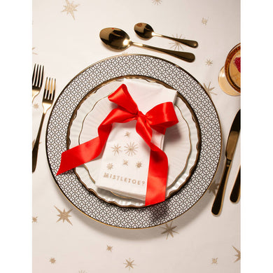 Embroidered Mistletoe Napkins in Ecru