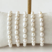 Load image into Gallery viewer, Classic Pearl Bracelet