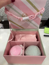 Load image into Gallery viewer, Visions of Sugarplum Bath Balm, Pillowcase &amp; Eye Mask Set