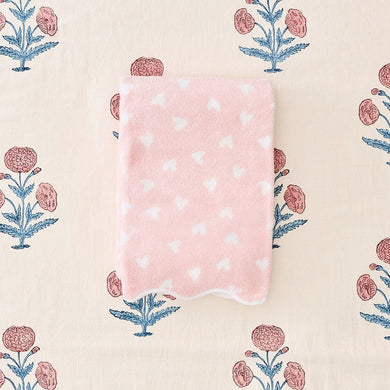 Weezie Bath Towel Pink Hearts Pattern