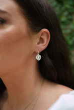 Load image into Gallery viewer, Blanc Bezel Heart Earrings