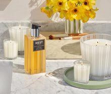 Load image into Gallery viewer, Amalfi Lemon &amp; Mint Classic Candle