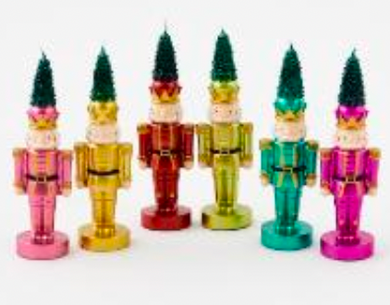 Nutcracker w/Tree Candle