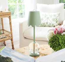 Load image into Gallery viewer, Eliza Lamp