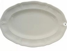 Load image into Gallery viewer, Pont aux Choux White Serving Pieces
