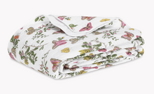 Load image into Gallery viewer, Baudin Butterfly Quilt