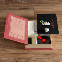 Load image into Gallery viewer, WS Game Company Scattergories Vintage Bookshelf Edition