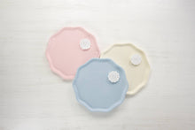 Load image into Gallery viewer, PETAL PINK COMPOSTABLE DINNER PLATES
