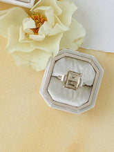 Load image into Gallery viewer, The Stella Bevel Single
