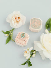 Load image into Gallery viewer, The Havenhart Bevel Single