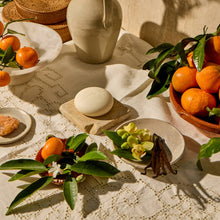 Load image into Gallery viewer, Tangerine &amp; Vanilla | Deep Moisturizing Lotion Bar