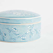 Load image into Gallery viewer, Monarch Empress Large Round Lidded Catchall Box