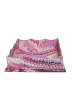 Load image into Gallery viewer, Nesting Scalloped Hand-Marbled Trays in Florentine Pink