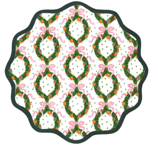 Round Scalloped Placemat - Holiday Wreath Peony Pink/Pine Trim