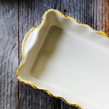 Load image into Gallery viewer, Italian Bakers White | 4 Piece Bakeware Set