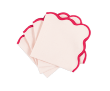 Load image into Gallery viewer, Scallop Edge Dinner Napkins - Set of 4