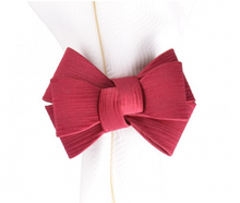 Load image into Gallery viewer, Tuxedo Ruby Napkin Ring