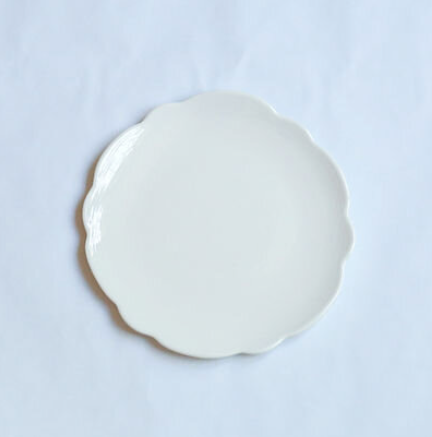 Scallop Salad Plate Cream
