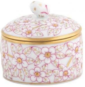 Round Relief Box with Berry