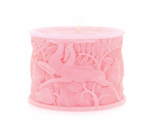 Load image into Gallery viewer, Gazelle Relief Candle