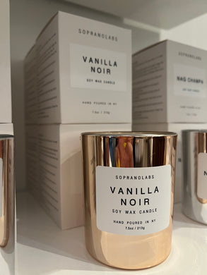 Vanilla Noir Candle w rose gold vessel