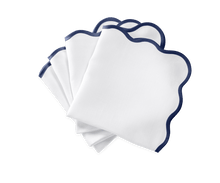 Load image into Gallery viewer, Scallop Edge Dinner Napkins - Set of 4