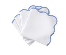 Load image into Gallery viewer, Scallop Edge Dinner Napkins - Set of 4