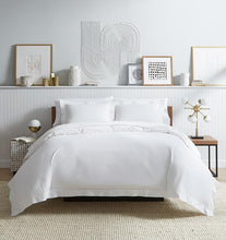 Load image into Gallery viewer, Analisa Bedding Collection