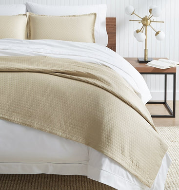 Favo Bedding Collection